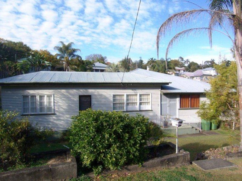 17 Caledonian Hill, Gympie QLD 4570