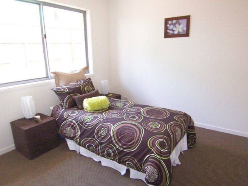 17 PREMIER Avenue, Jones Hill QLD 4570