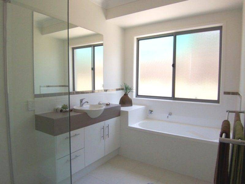 17 PREMIER Avenue, Jones Hill QLD 4570