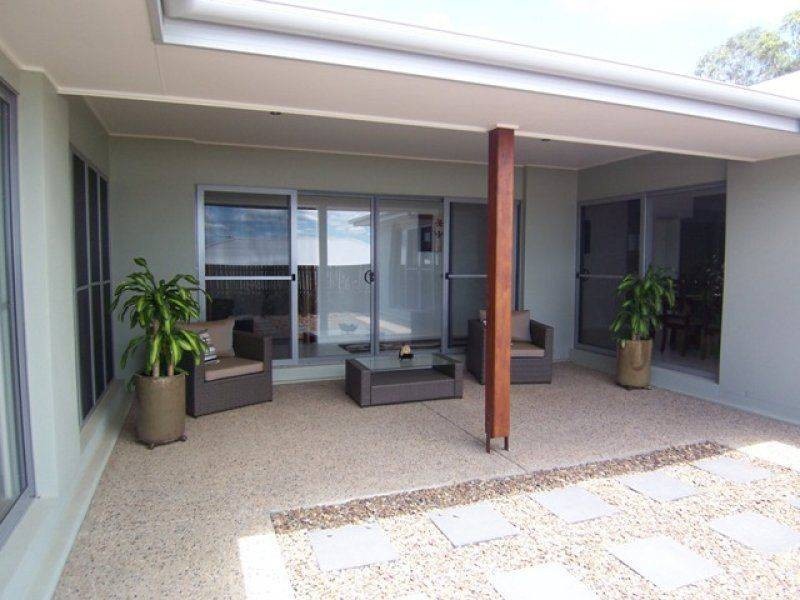 17 PREMIER Avenue, Jones Hill QLD 4570