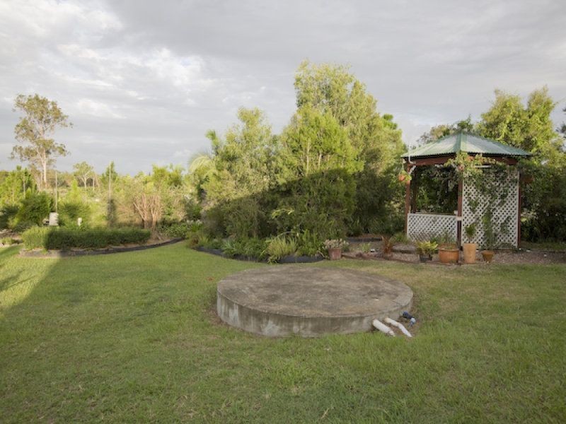 11 CHARLES Place, Curra QLD 4570
