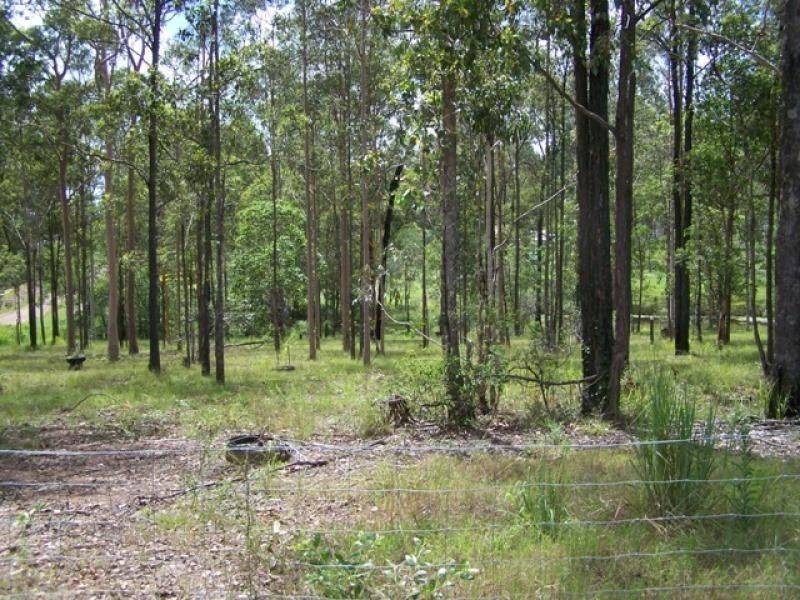 2 Arbornineteen Road, Glenwood QLD 4570