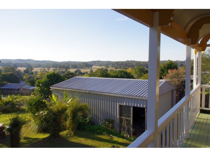 8 MEYERS Street, Imbil QLD 4570