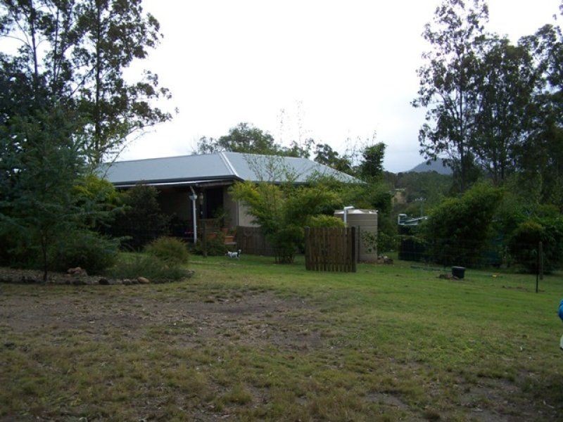 30 VARLEY Road, Glenwood QLD 4570