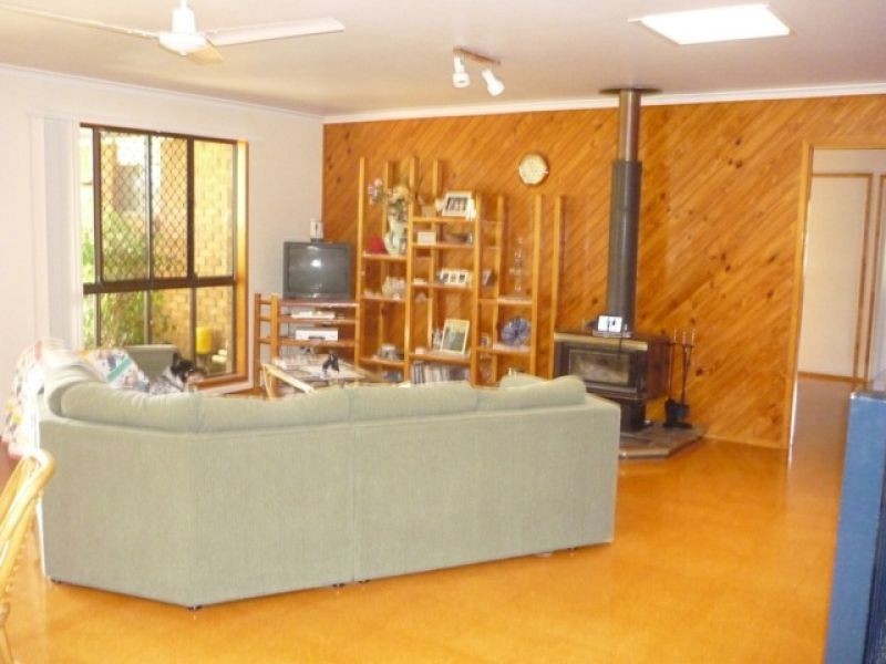 66 Sorensen Road, Southside QLD 4570