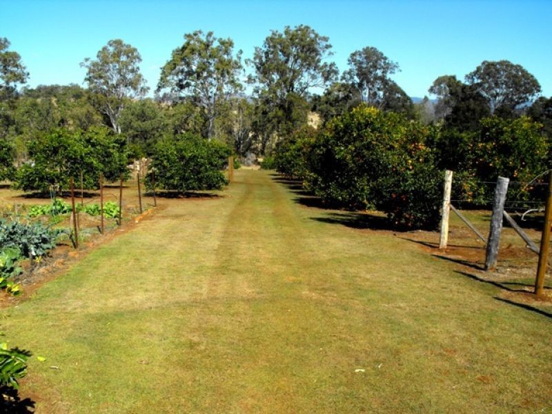32 Limestone Drive, Widgee QLD 4570