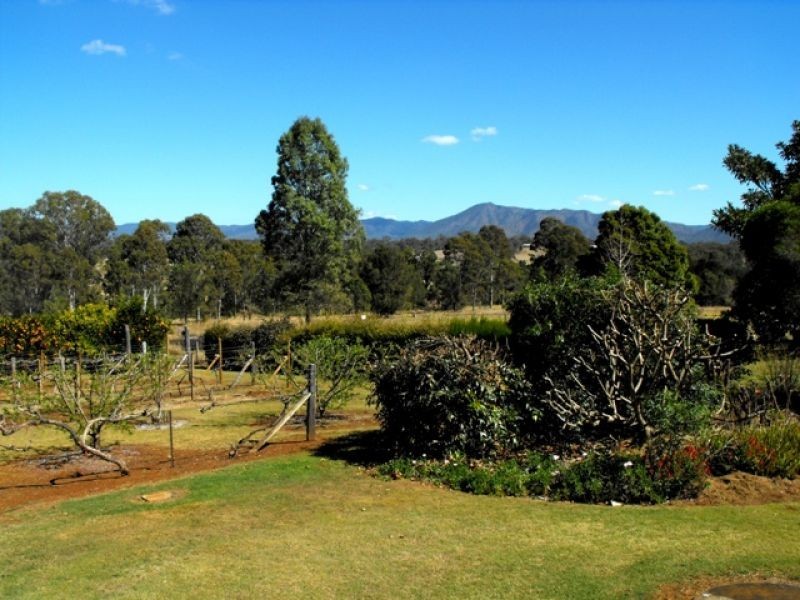 32 Limestone Drive, Widgee QLD 4570