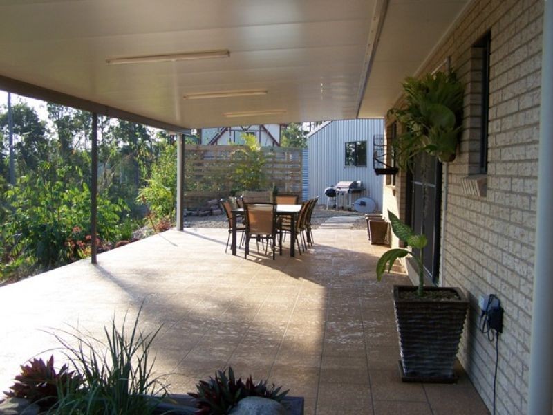 237 Dan Meurant Drive, Curra QLD 4570