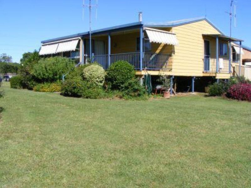 14 Meadows Lane, Chatsworth QLD 4570