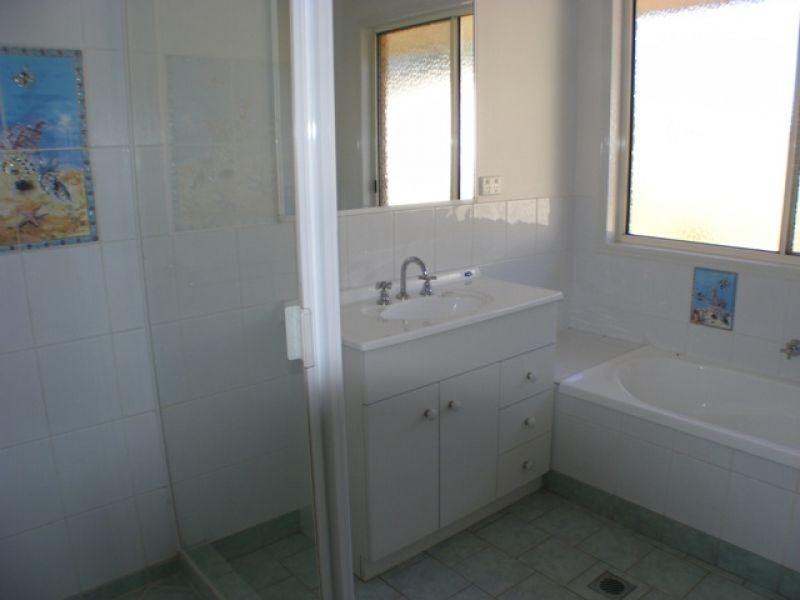 19 Taylor Road, Veteran QLD 4570