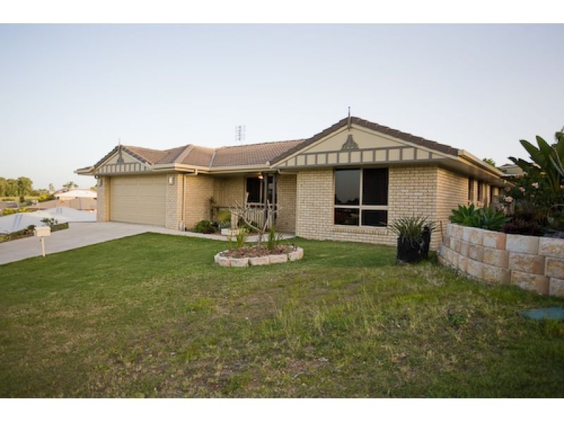 3 Archer Court, Southside QLD 4570