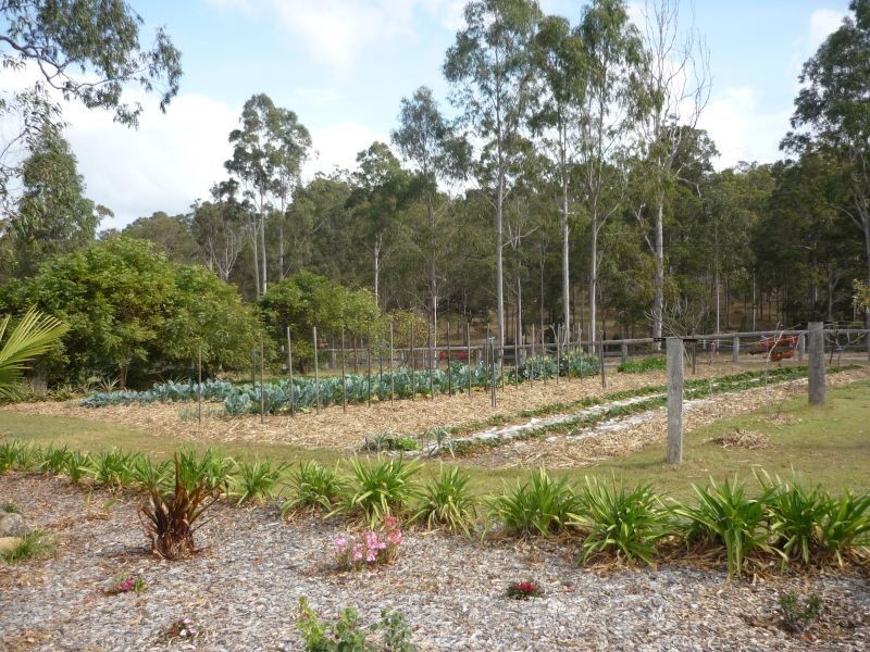 8 Markallan Road, Araluen QLD 4570