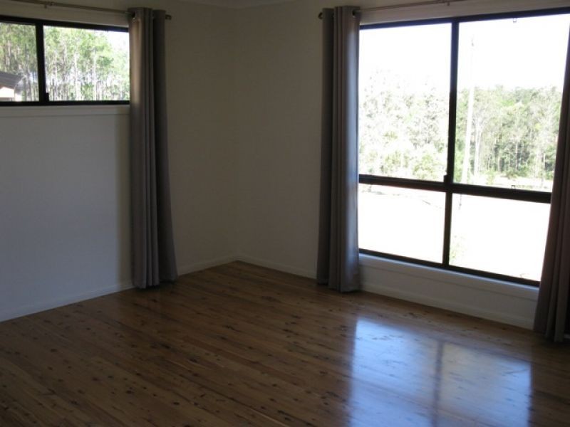 43 Fleming Road, Glenwood QLD 4570