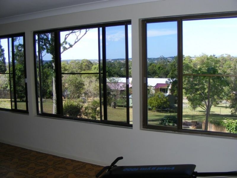 53 Watson Road, Southside QLD 4570