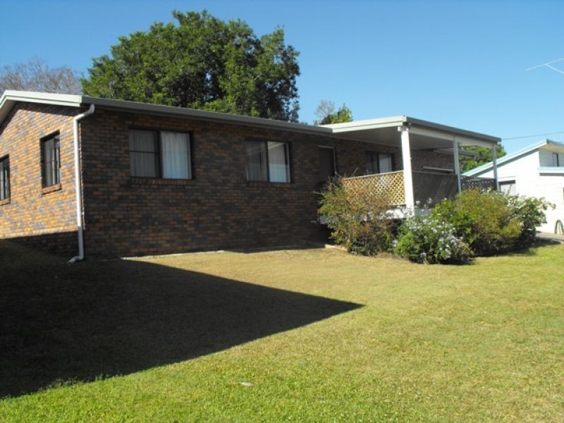 8 Venardos Drive, Gympie QLD 4570