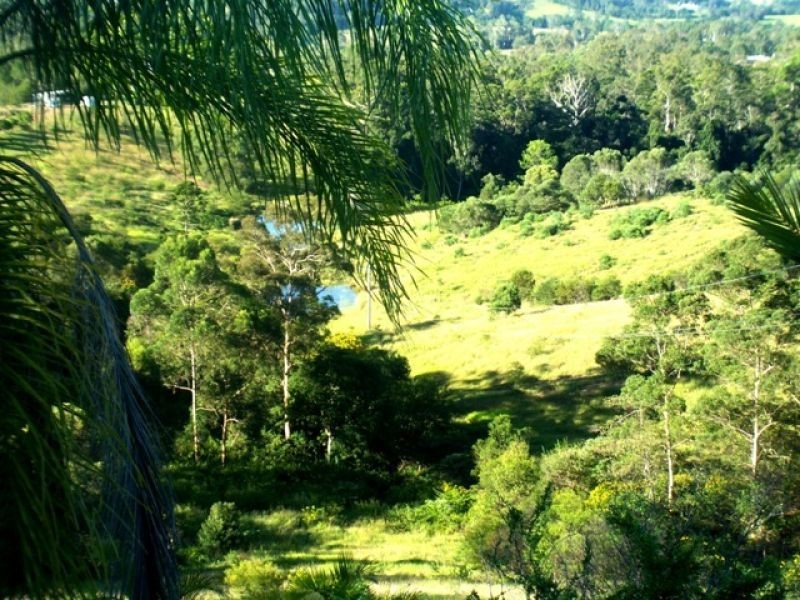 137 Burridge Road, Tandur QLD 4570