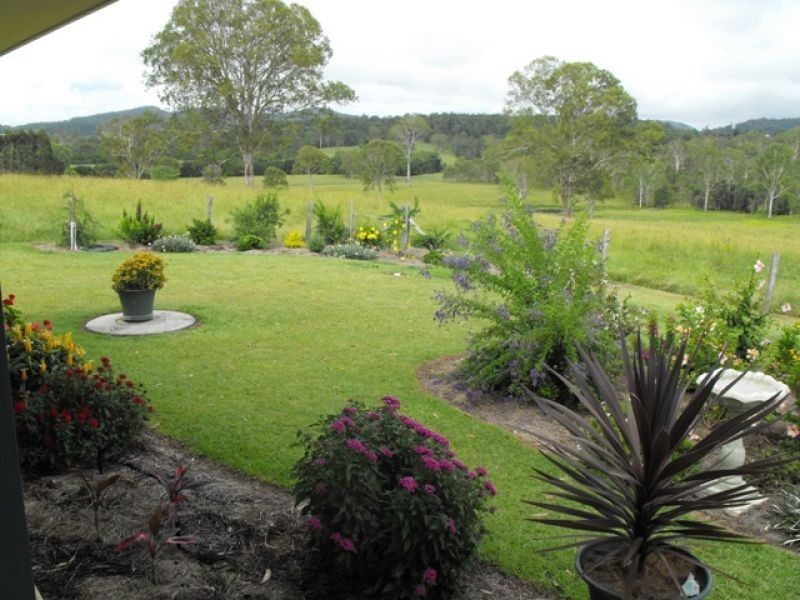 Mothar Mountain QLD 4570