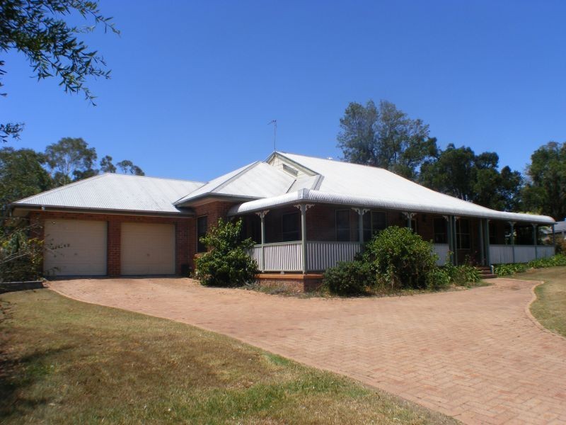 1 Liam Lane, Southside QLD 4570