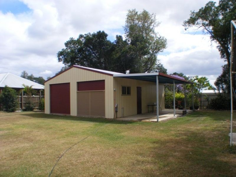 1 Liam Lane, Southside QLD 4570