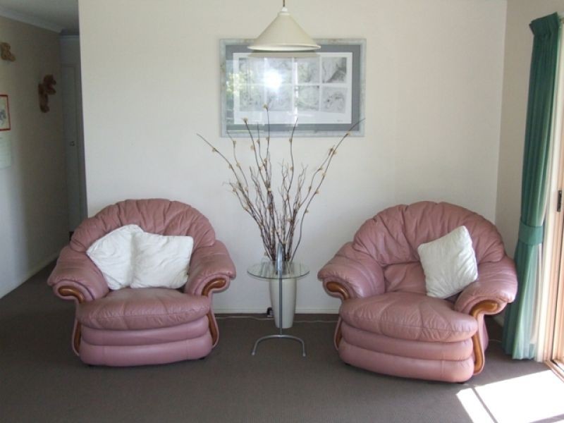 6 Westridge Close, The Palms QLD 4570