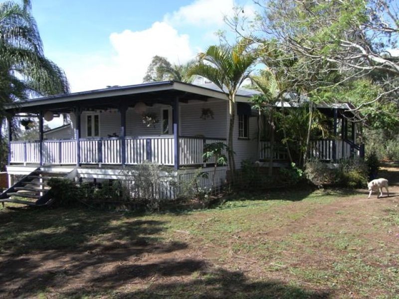 288 McIntosh Creek Road, Jones Hill QLD 4570