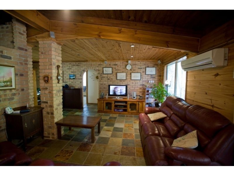 1608 Kin Kin Road, Wolvi QLD 4570