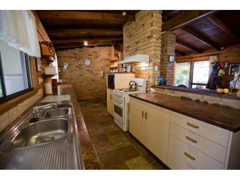 1608 Kin Kin Road, Wolvi QLD 4570