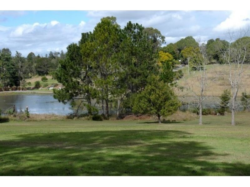 87 Green Trees Road, Pie Creek QLD 4570