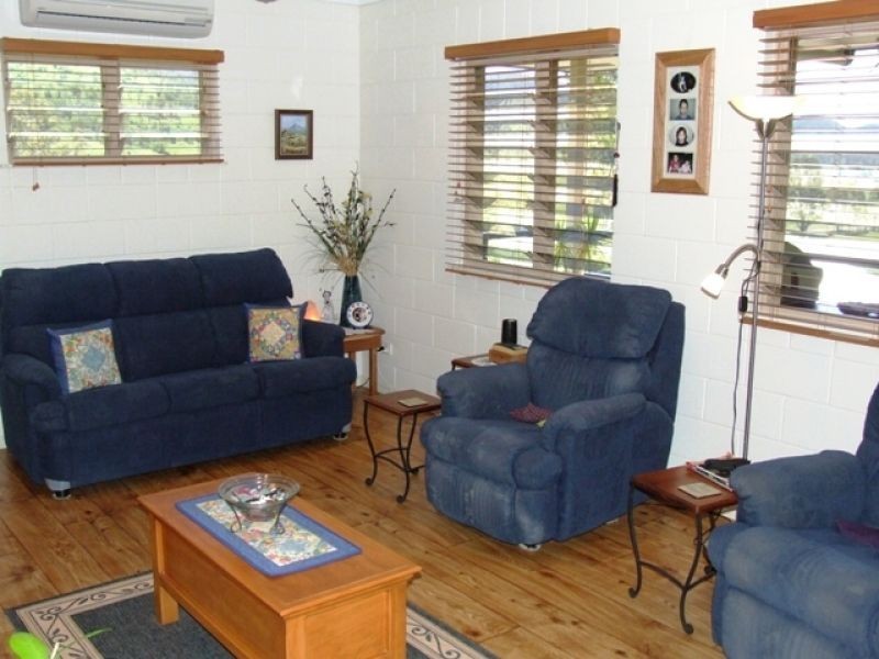 10 Reuben Road, Widgee QLD 4570