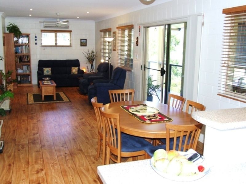 10 Reuben Road, Widgee QLD 4570