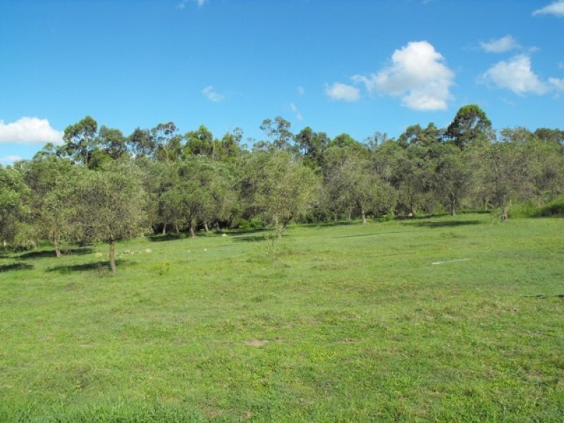 Mcintosh Creek QLD 4570