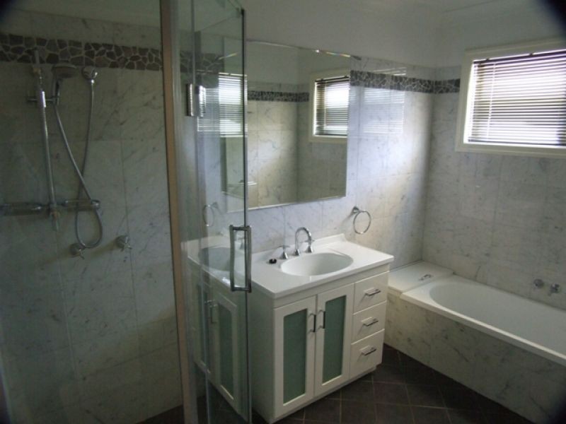 99 Groundwater Road, Southside QLD 4570