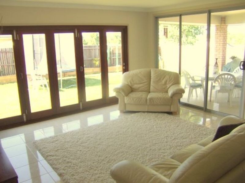 83 Gympie View Drive, Southside QLD 4570