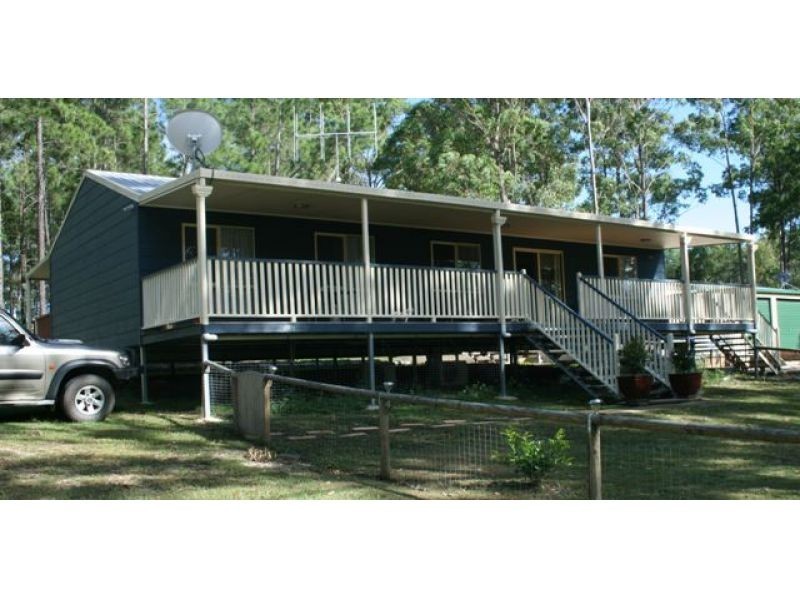 Glenwood QLD 4570