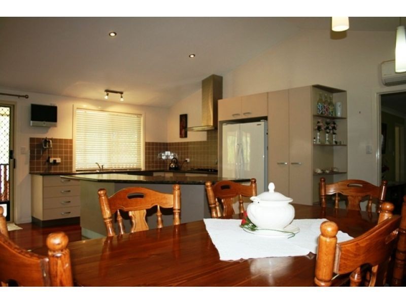 Glenwood QLD 4570
