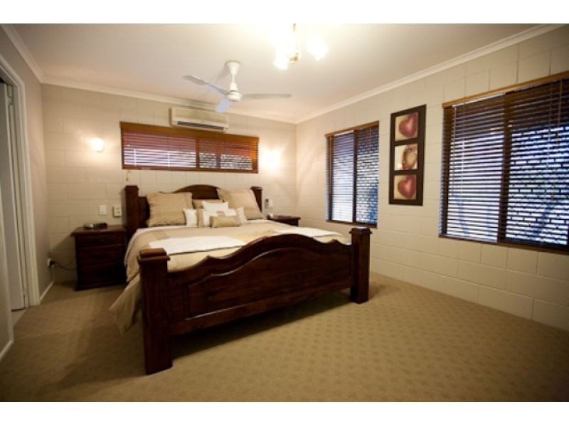 Glastonbury QLD 4570