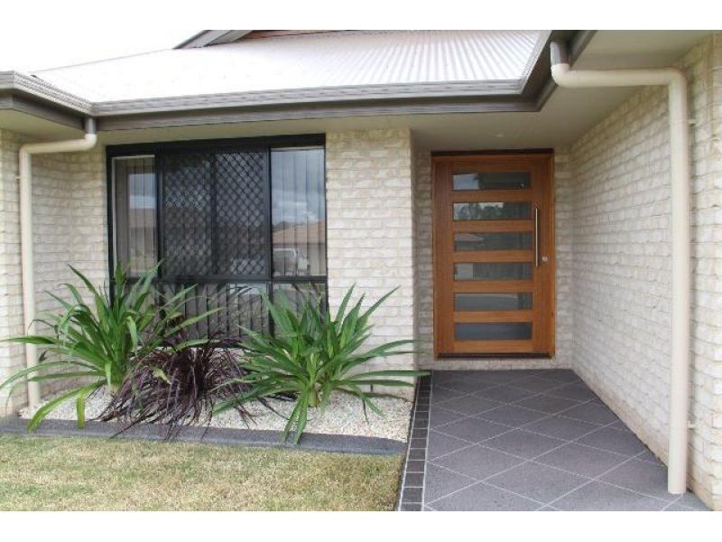 85 Gympie View Drive, Southside QLD 4570