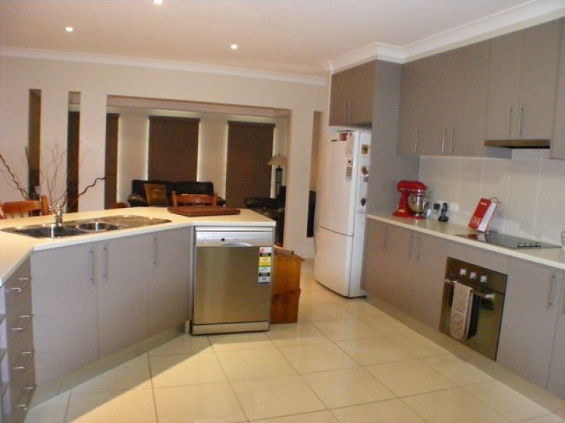 85 Gympie View Drive, Southside QLD 4570