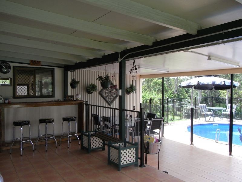18 Sorensen Road, Southside QLD 4570