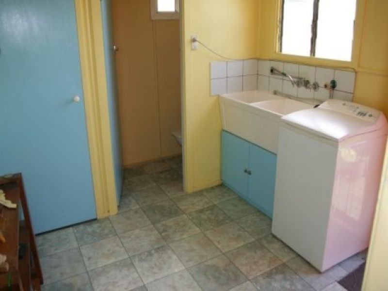 29 Noosa Road, Monkland QLD 4570