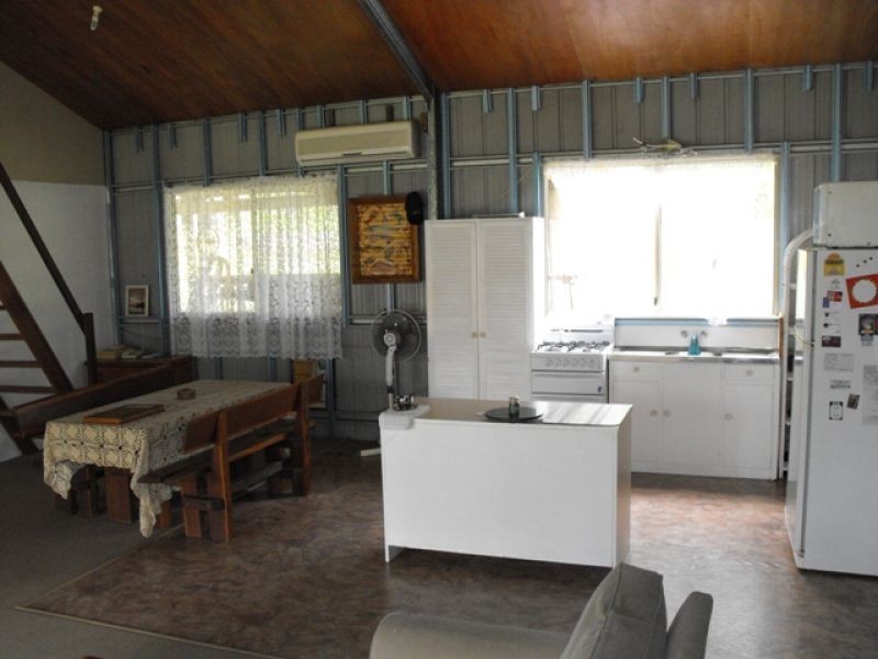 Wolvi QLD 4570