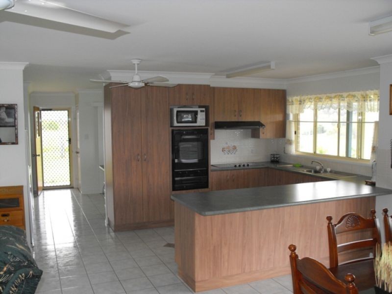 38 Shadbolt Road, Mothar Mountain QLD 4570
