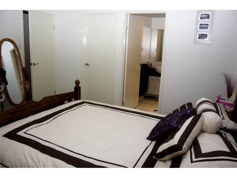 20 Jasmine Avenue, Southside QLD 4570