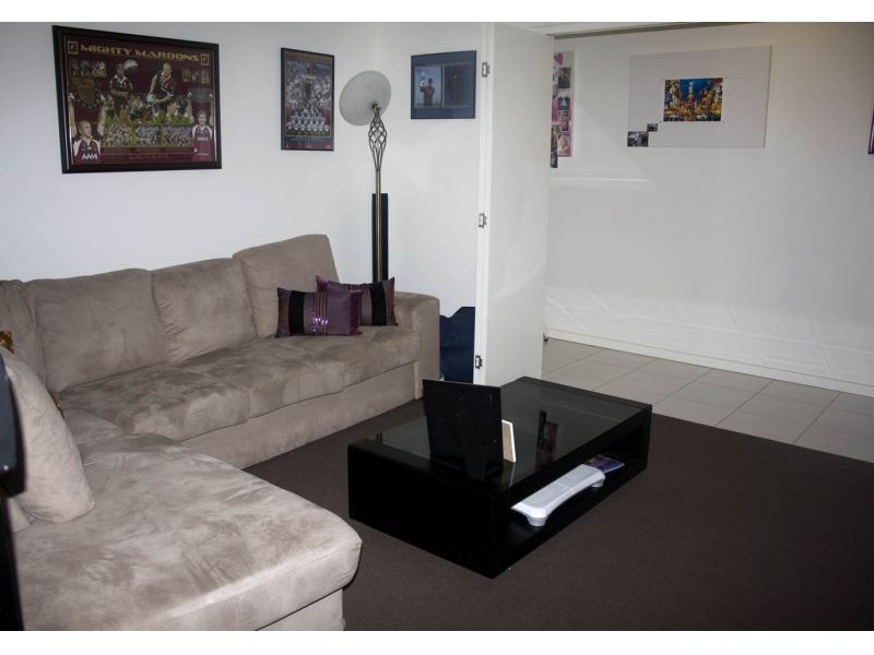 20 Jasmine Avenue, Southside QLD 4570