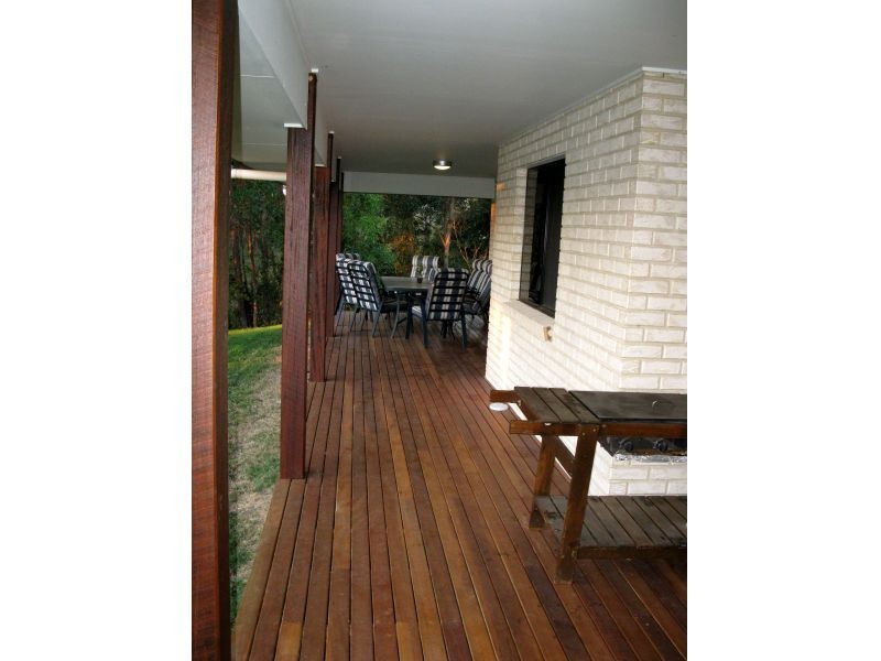 20 Jasmine Avenue, Southside QLD 4570