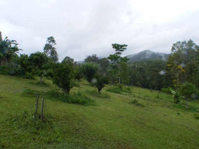 71 Marroo Road, Brooloo QLD 4570