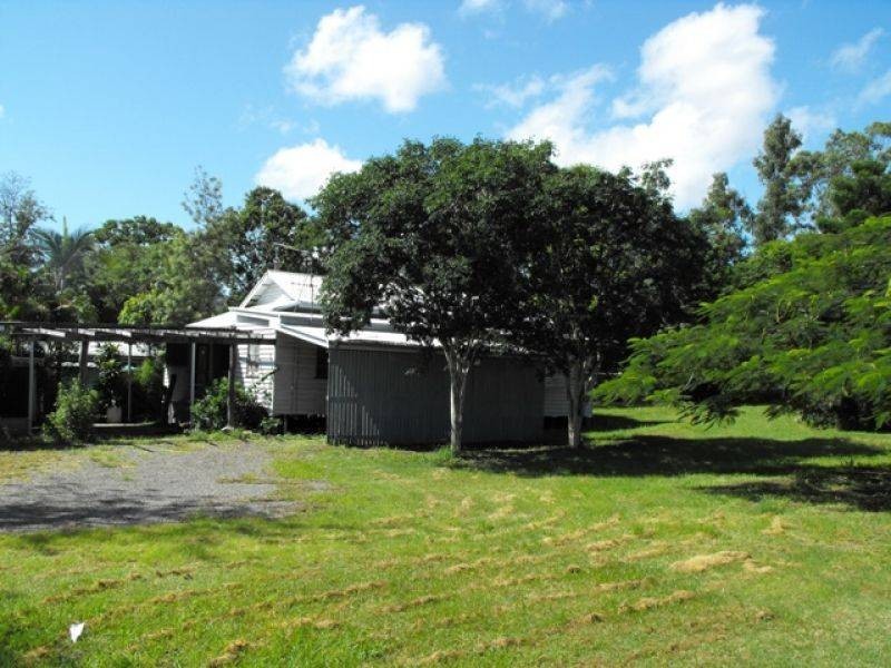 35 Bligh Street, Kilkivan QLD 4600