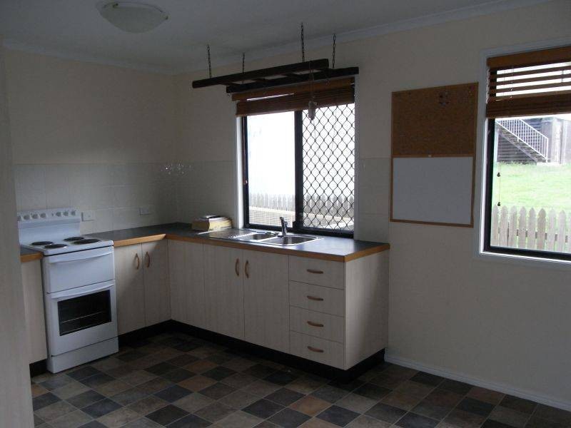 12 Gene Court, Victory Heights QLD 4570