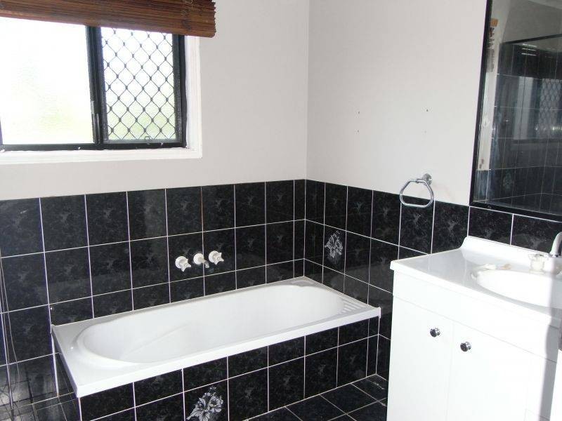 12 Gene Court, Victory Heights QLD 4570