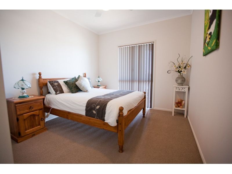 3 Oxley Court, Southside QLD 4570